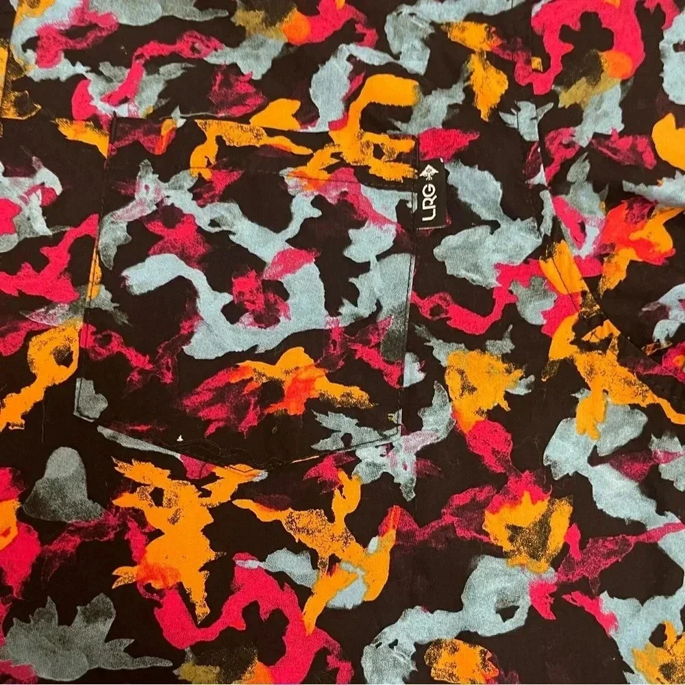 Lifted Research Group LRG Abstract Button Up Short Sleeve Shirt Men’s size L